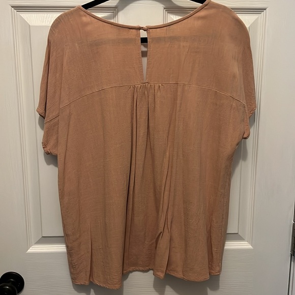 Pink Linen Top - Picture 5 of 5